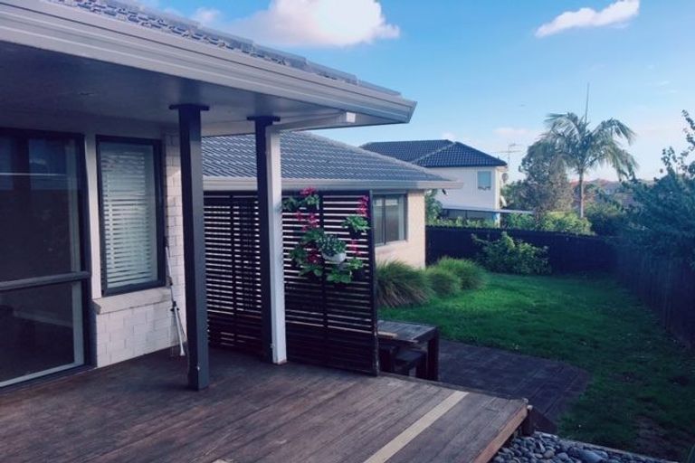 Photo of property in 37 Rochester Crescent, Somerville, Auckland, 2014