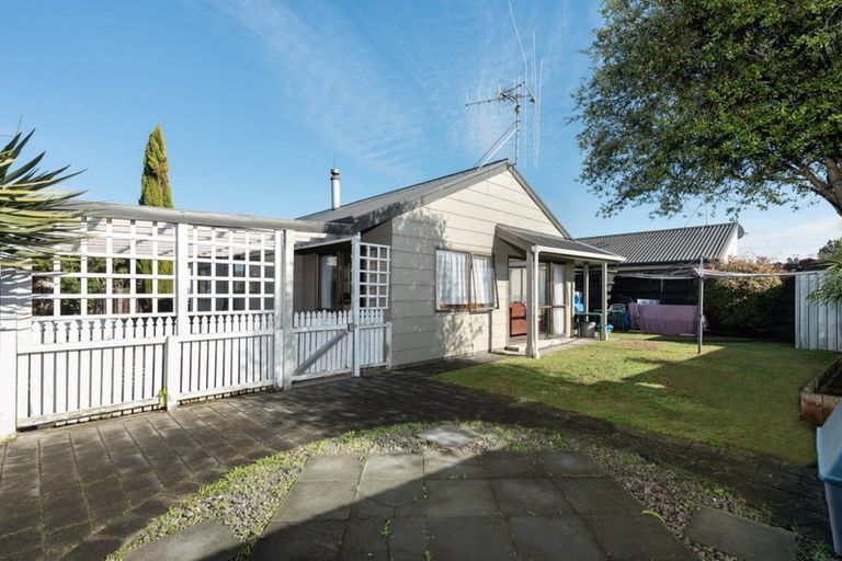 Photo of property in 12 Tania Place, Mount Maunganui, 3116