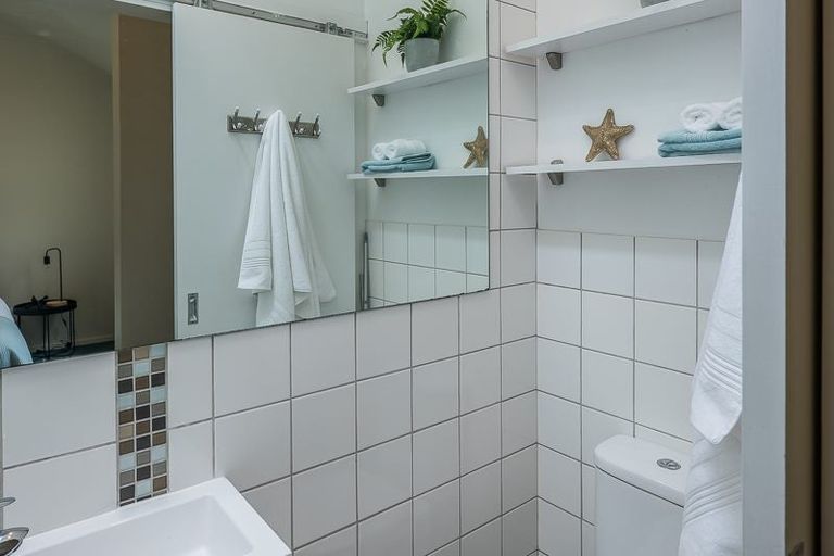 Photo of property in Fernhill Flats, 6/324 The Terrace, Te Aro, Wellington, 6011