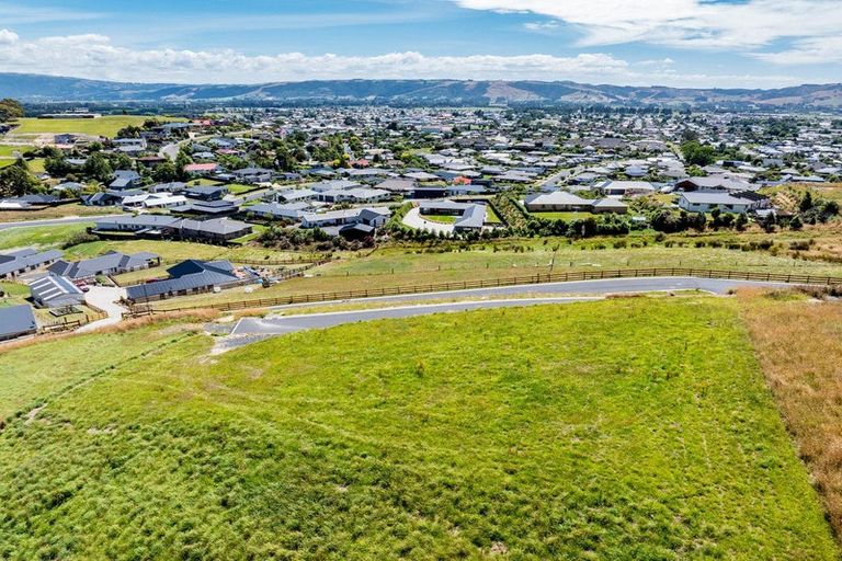 Photo of property in 10 Carnea Heights, Mosgiel, 9024