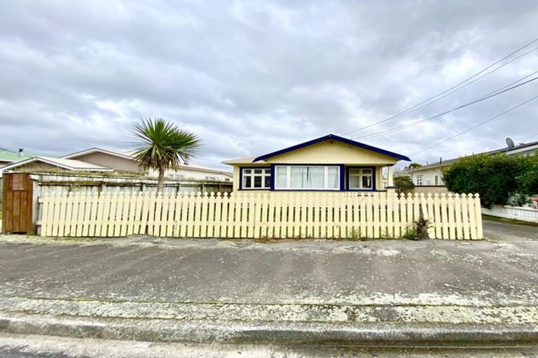 Photo of property in 4 Beth Street, Trentham, Upper Hutt, 5018