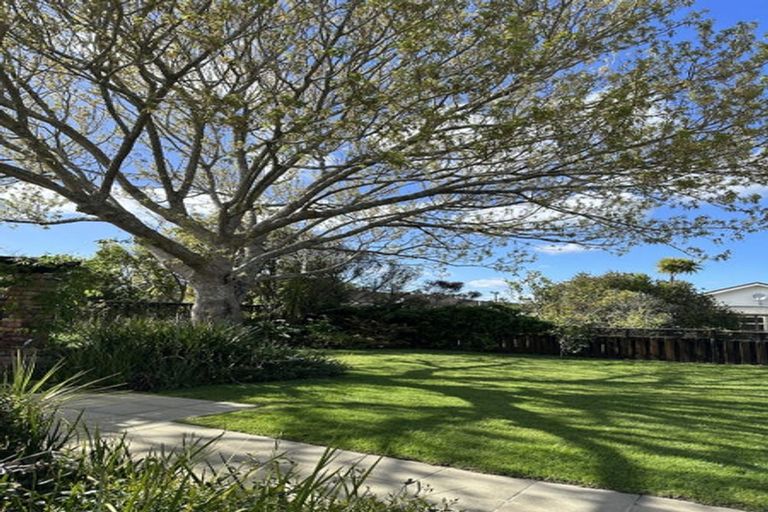 Photo of property in 53 Aramoana Avenue, Devonport, Auckland, 0624