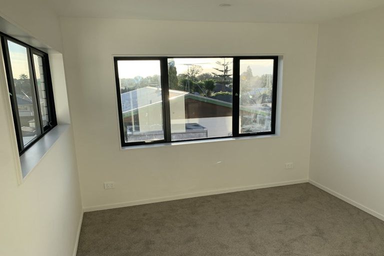 Photo of property in 20f South Street, Papakura, 2110