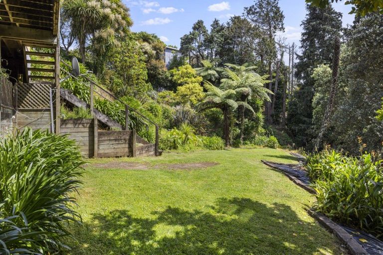 Photo of property in 15 Shortland Street, Lower Vogeltown, New Plymouth, 4310