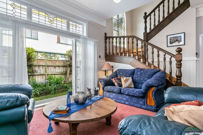 Photo of property in 4 Rose Street, Tirau, 3410