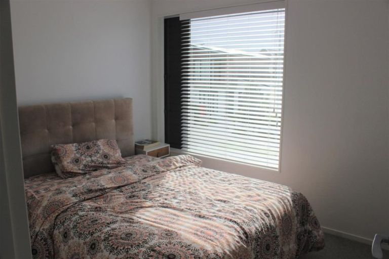 Photo of property in 8 Flounder Road, Hobsonville, Auckland, 0616