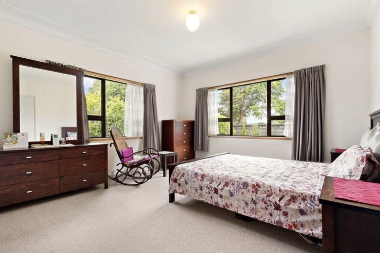 Photo of property in 16 Willis Road, Papakura, 2110