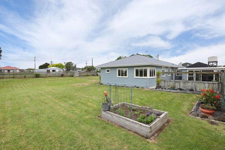 Photo of property in 24 Dundas Road, Sanson, 4817