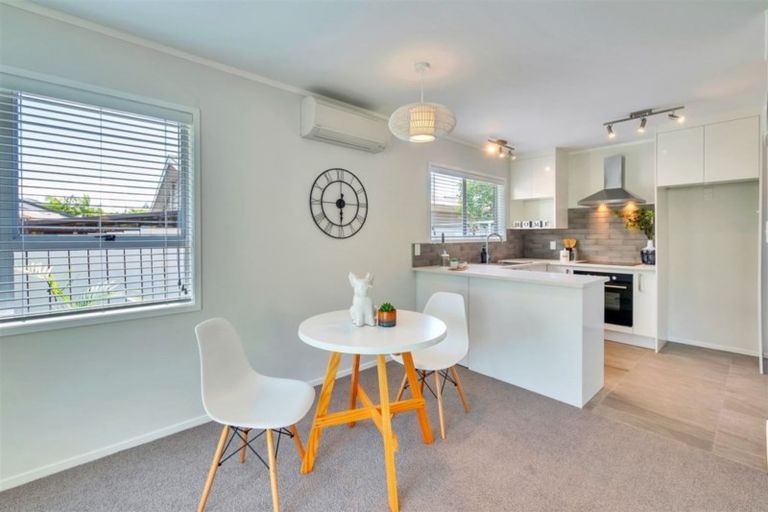 Photo of property in 3/83 Gardner Avenue, New Lynn, Auckland, 0600