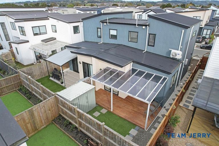 Photo of property in 35 Tumu Road, Papakura, 2110