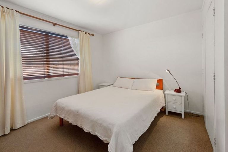 Photo of property in 2/7 Allen Street, Mangere East, Auckland, 2024