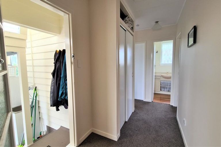 Photo of property in 18 Gisborne Terrace, Opunake, 4616