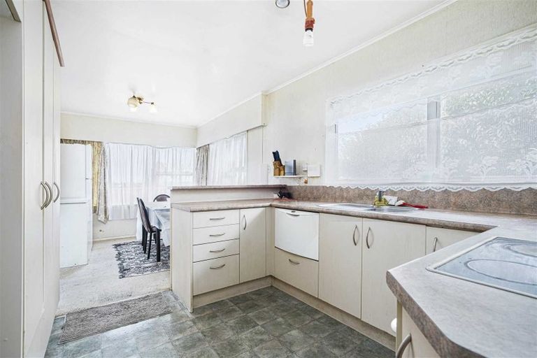 Photo of property in 19 Russleigh Drive, Dinsdale, Hamilton, 3204