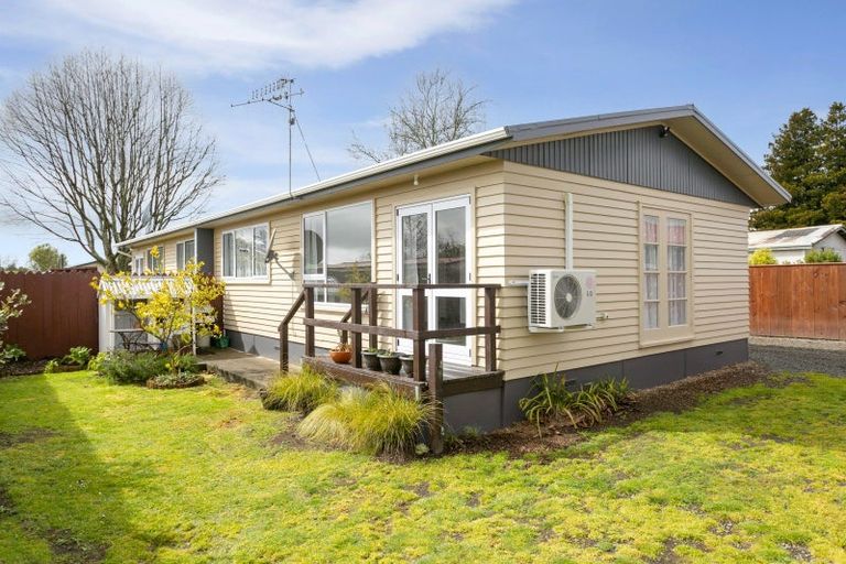 Photo of property in 4 Mihipeka Grove, Turangi, 3334