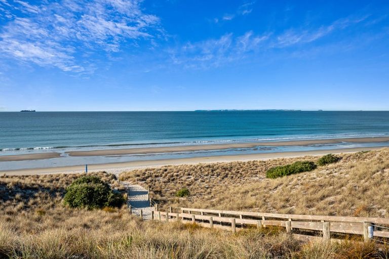 Photo of property in 347b Oceanbeach Road, Mount Maunganui, 3116