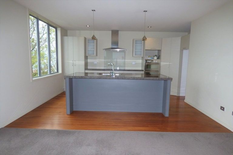 Photo of property in 12 Avon Street, South Hill, Oamaru, 9400