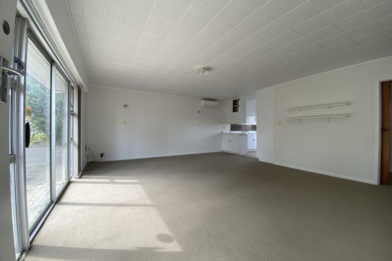 Photo of property in 2/26 James Road, Manurewa, Auckland, 2102