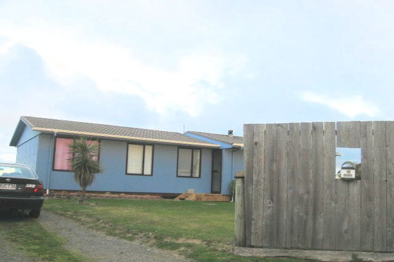 Photo of property in 10 Cathie Place, Karori, Wellington, 6012