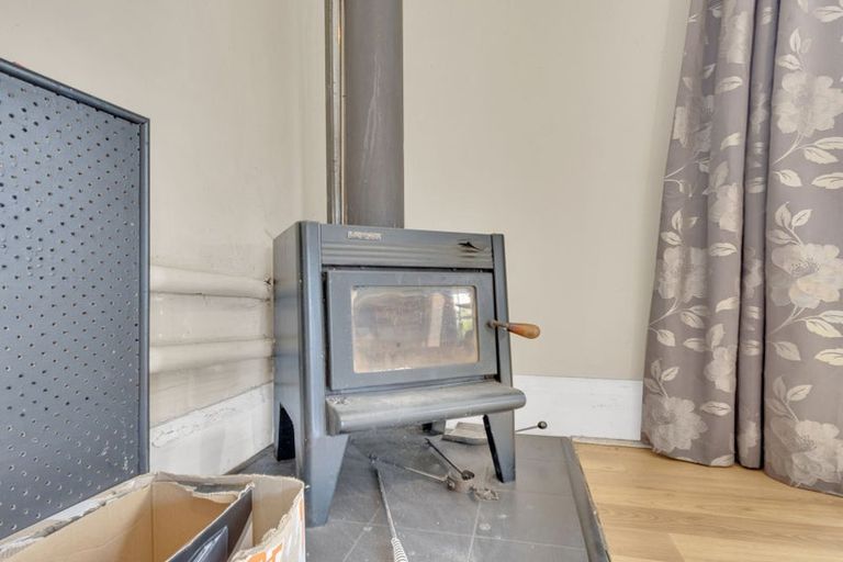 Photo of property in 61 Swinburn Street, Dannevirke, 4930