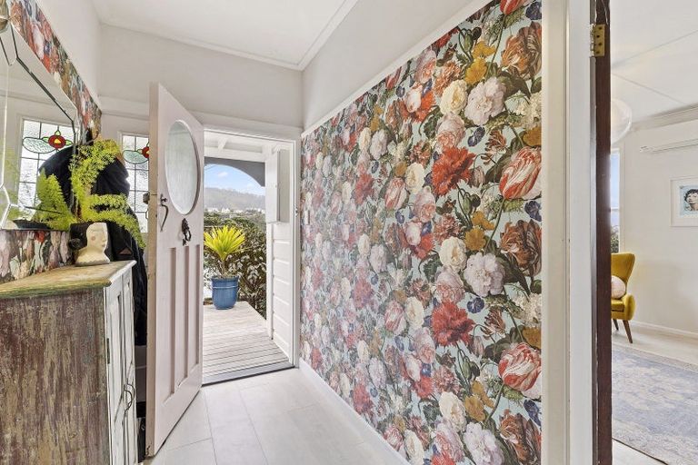 Photo of property in 95 Mornington Road, Brooklyn, Wellington, 6021