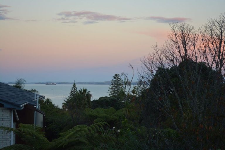 Photo of property in 1/3 Oban Road, Browns Bay, Auckland, 0630