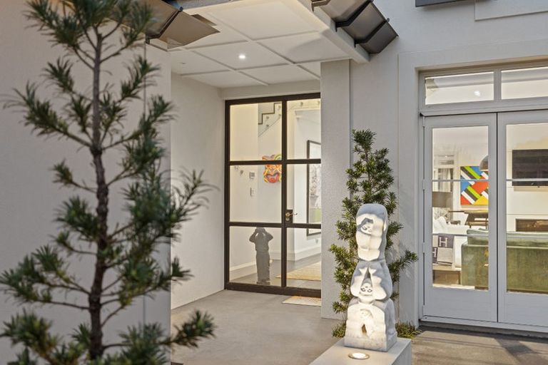 Photo of property in 9 Allister Avenue, Merivale, Christchurch, 8014