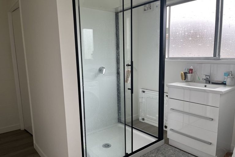 Photo of property in 1/158 Kings Crescent, Hutt Central, Lower Hutt, 5010