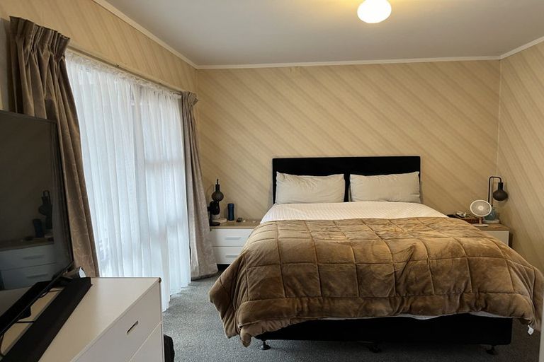 Photo of property in 9c Saint Olpherts Avenue, Hamilton East, Hamilton, 3216