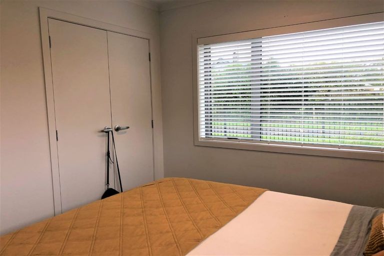 Photo of property in 1/56 Sandwich Road, Saint Andrews, Hamilton, 3200