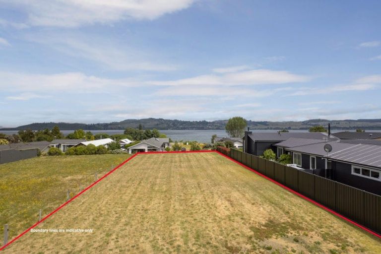 Photo of property in 24 Karapoto Lane, Rainbow Point, Taupo, 3330