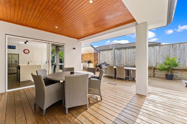 Photo of property in 10a Mackay Drive, Greenhithe, Auckland, 0632