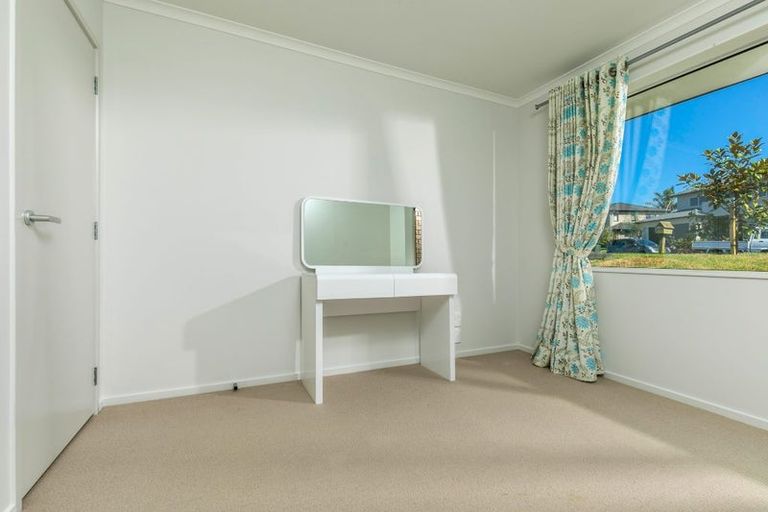 Photo of property in 35 Aberley Road, Schnapper Rock, Auckland, 0632