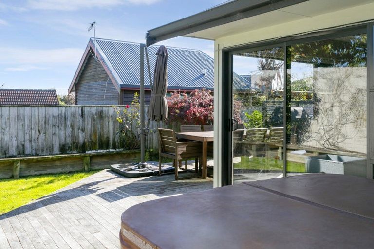 Photo of property in 1/31 Korimako Road, Waipahihi, Taupo, 3330