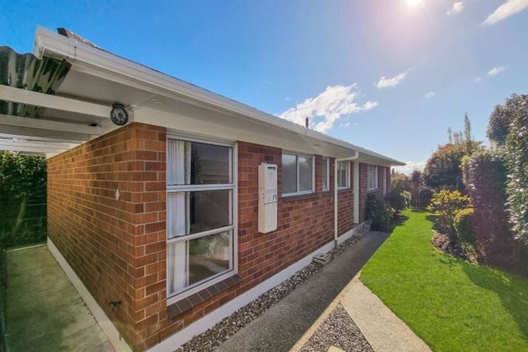 Photo of property in 10b Willmott Place, Springfield, Rotorua, 3015