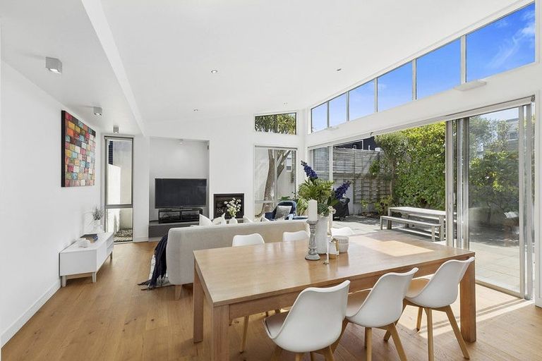 Photo of property in 79 Ludlam Street, Seatoun, Wellington, 6022