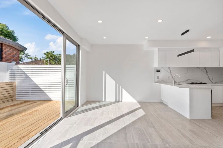 Photo of property in 22e Napier Avenue, Takapuna, Auckland, 0622