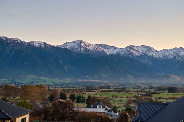 Photo of property in 19 Fyffe Avenue, Kaikoura, 7300