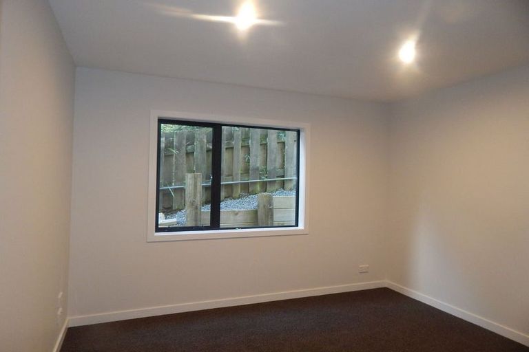 Photo of property in 91a Northland Road, Northland, Wellington, 6012