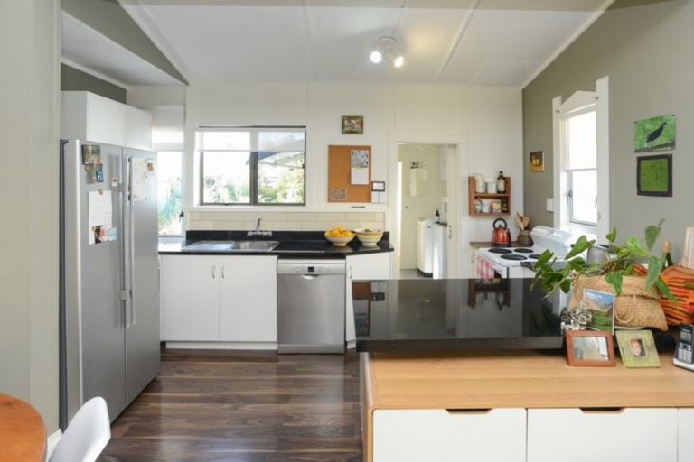 Photo of property in 69 Vigor Brown Street, Napier South, Napier, 4110