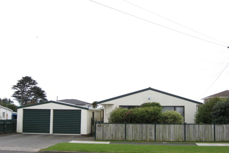 Photo of property in 23 Puni Street, Fitzroy, New Plymouth, 4312