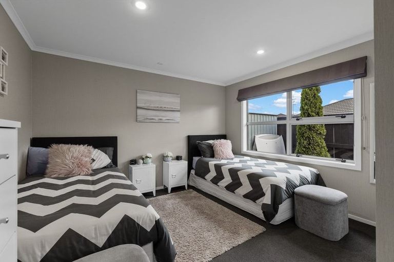 Photo of property in 62 Rosalie Terrace, Kelvin Grove, Palmerston North, 4414