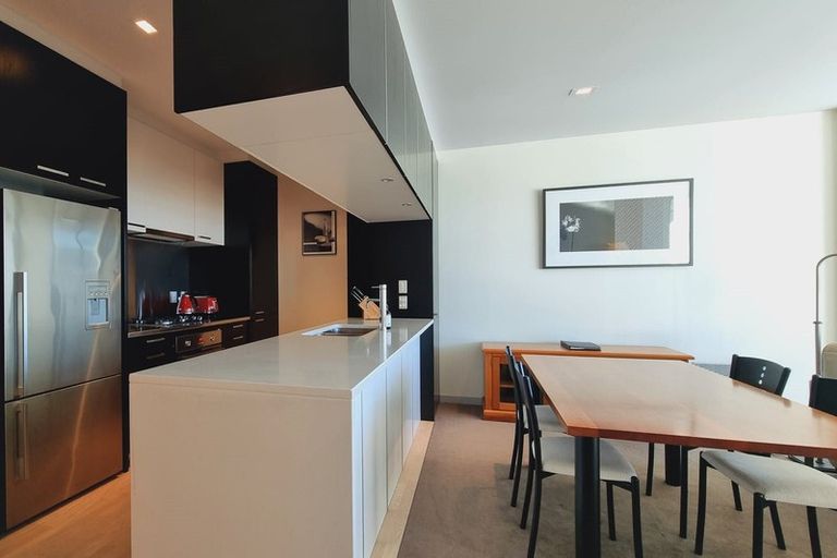 Photo of property in 9 Chews Lane, Wellington Central, Wellington, 6011