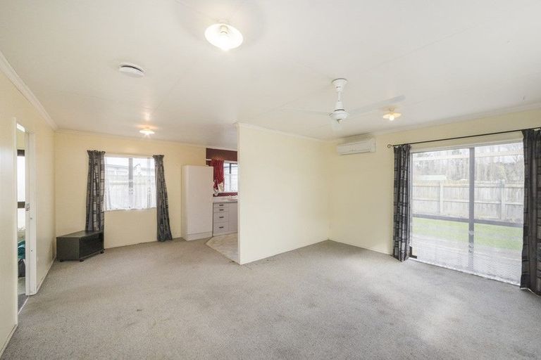Photo of property in 62 Newton Place, Westbrook, Palmerston North, 4412