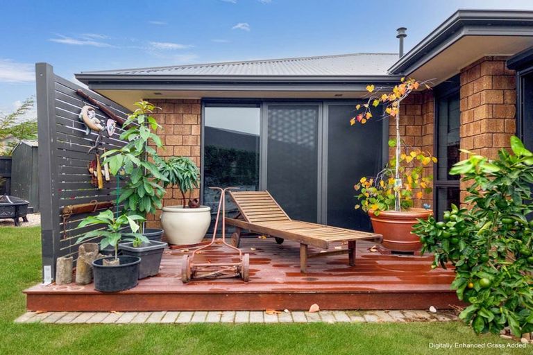 Photo of property in 1 Naomi Place, Cambridge, 3434