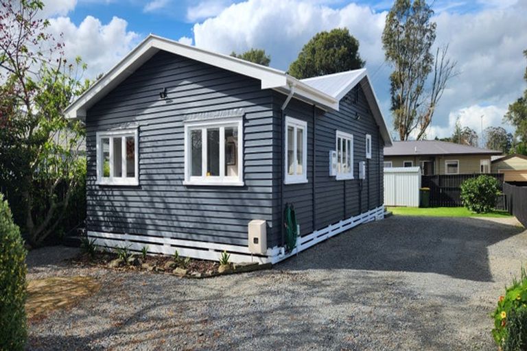 Photo of property in 18 Walsh Street, Forest Lake, Hamilton, 3200