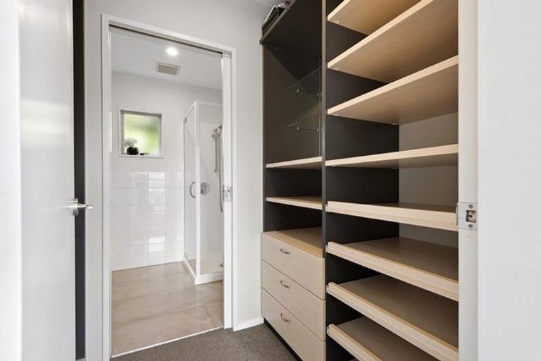 Photo of property in 19j Kabul Street, Khandallah, Wellington, 6035