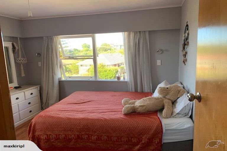 Photo of property in 17 Margaret Place, Milford, Auckland, 0620