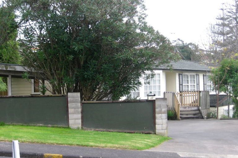 Photo of property in 17 Hewlett Road, Massey, Auckland, 0614