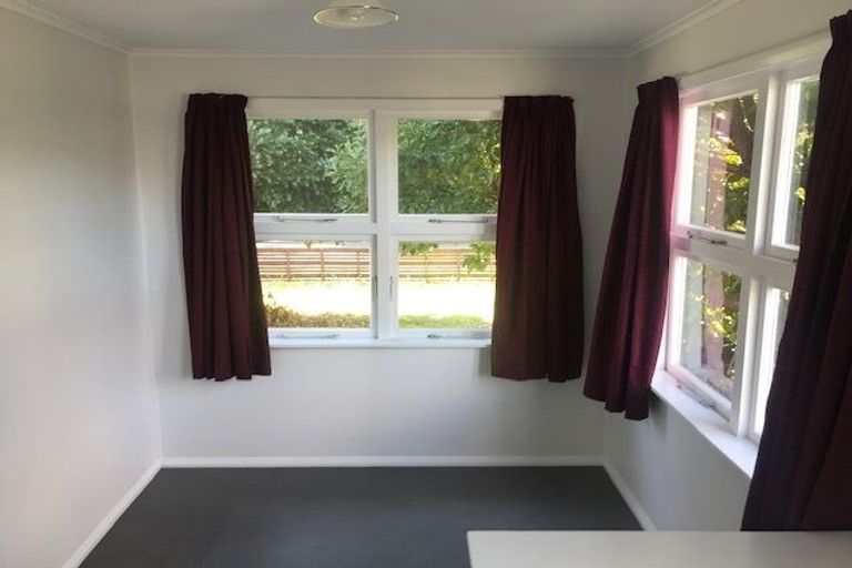 Photo of property in 48 Donovan Road, Paraparaumu Beach, Paraparaumu, 5032