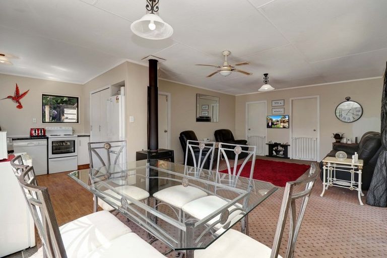 Photo of property in 17 Philip Walter Drive, Katikati, 3170